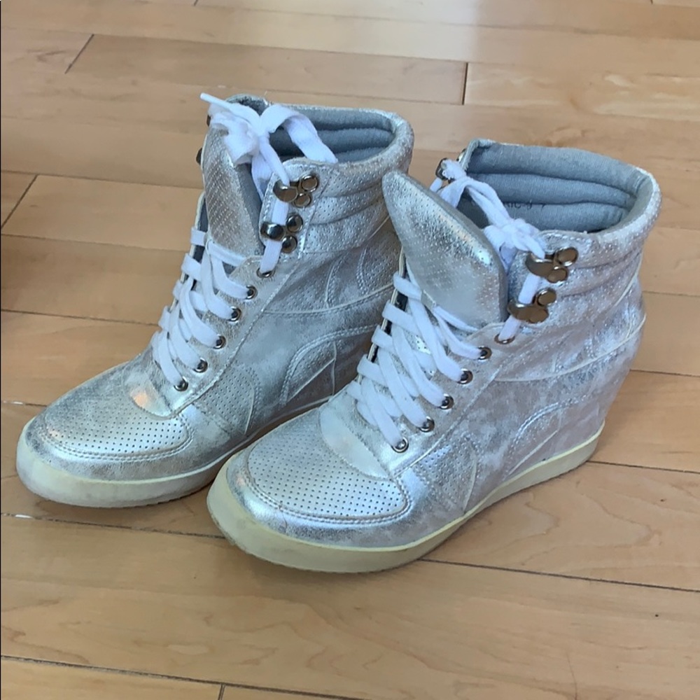 Sneaker Wedges